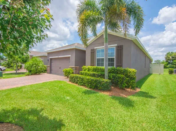 2641 Crowned Eagle Cir SW, Vero Beach, FL 32962