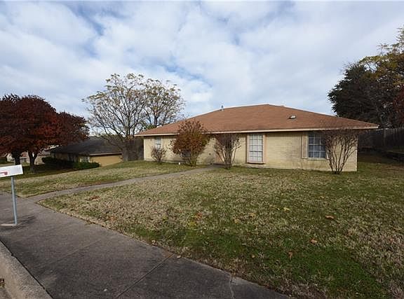 2nd image of 517 Quail Ln