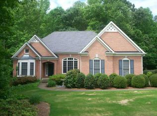 6690 Fox Creek Dr, Cumming, GA 30040