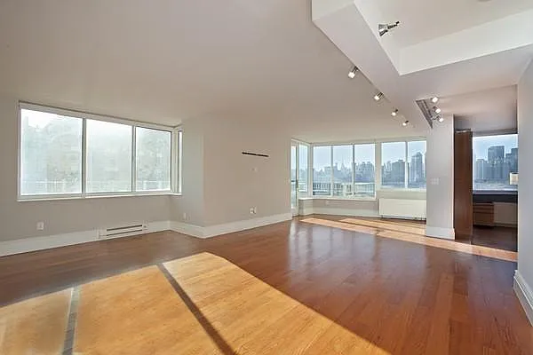 Sold by Keller Williams NYC | media 2