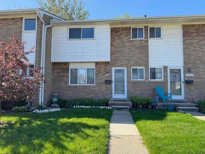 8636 Sterling, Center Line, MI, 48015