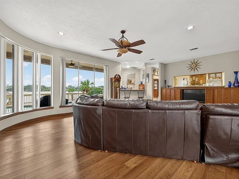1623 Lake Arbor Dr — Photo 10