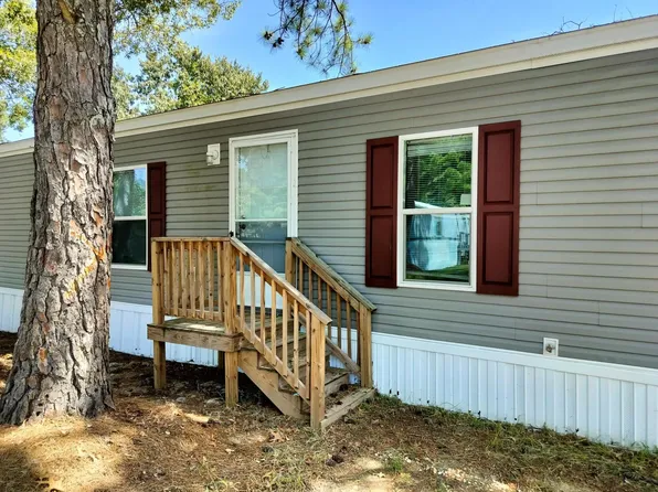 28 N Brenda St #28NB, Spring Lake, NC 28390
