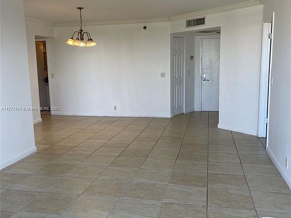 2nd image of 3300 NE 191st St APT 1506