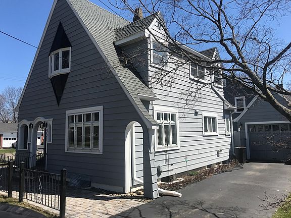 2nd image of 951 W Church St
