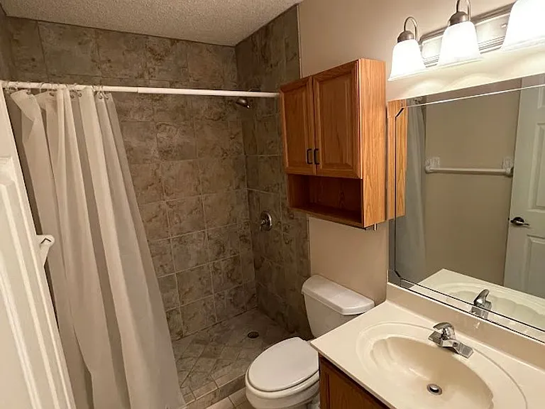 109 Waterman Rd — Photo 8