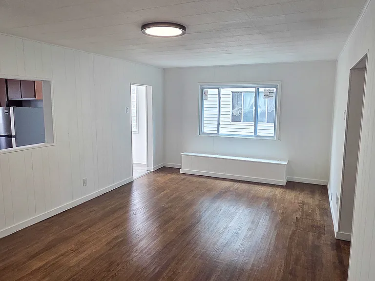 346 E 12th Ave — Photo 36