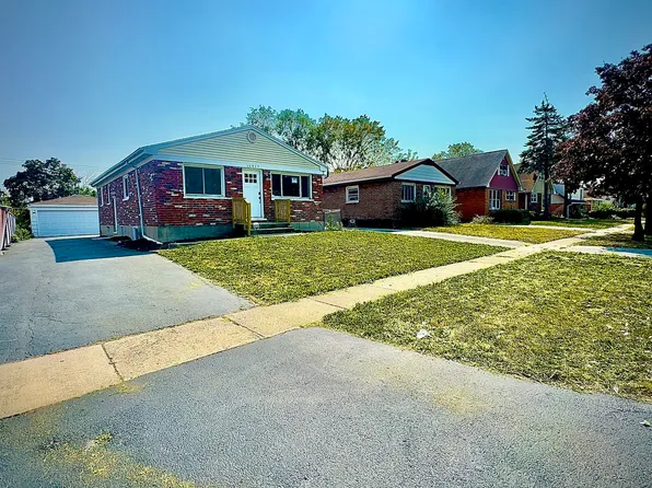 16917 Glen Oaks Dr, Country Club Hills, IL 60478