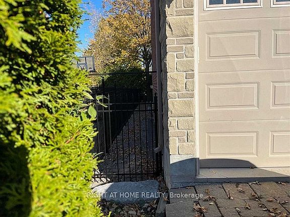 2nd image of 5 A Pearson Ave