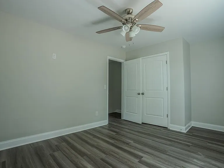 139 Harrison Ln SE — Photo 13