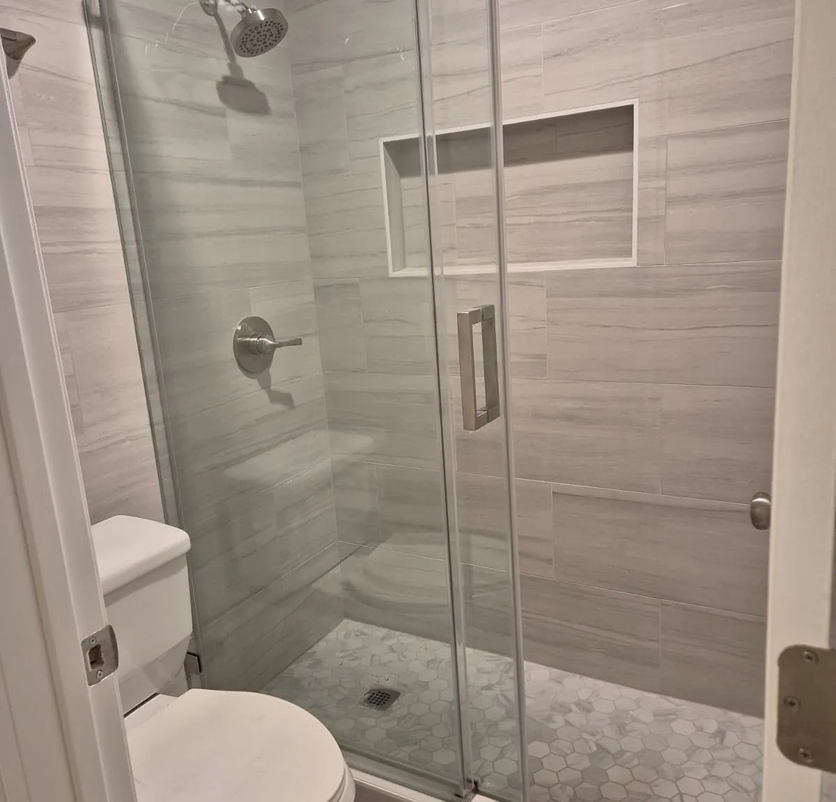 1208 Tina Ln — Photo 1
