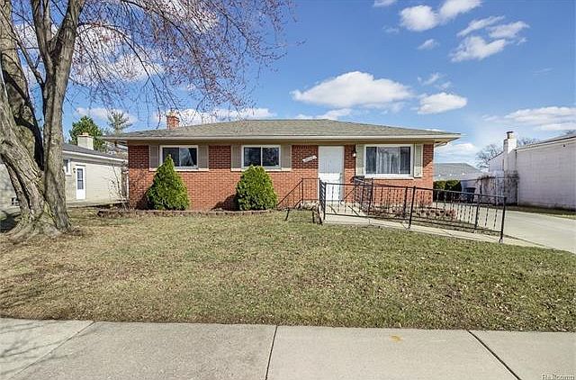 1st image of 2026 Stratford Dr