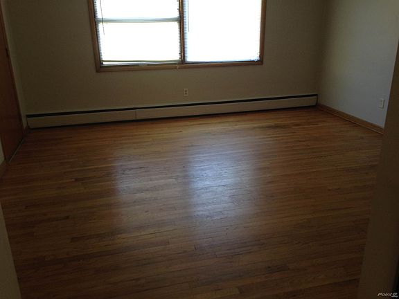 5th image of 2210 Auburn St APT 8