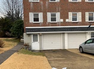 11919 Stevens Rd, Philadelphia, PA 19116