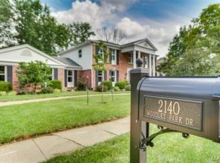 2140 Woodlet Park Dr, Chesterfield, MO 63017