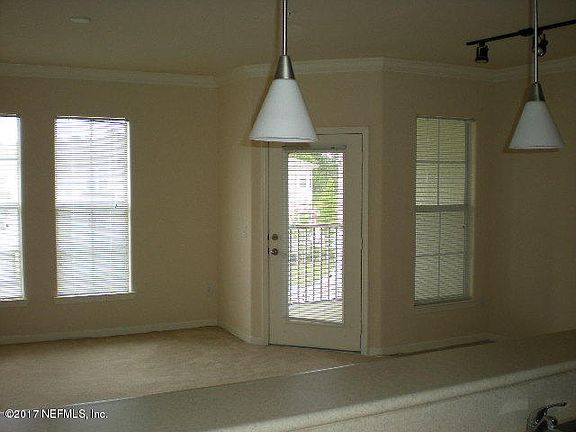 5th image of 8290 GATE Parkway #718