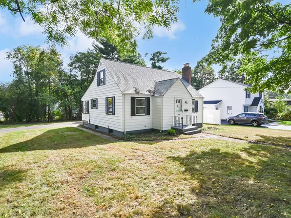 46 Walrege Road, Newington, CT 06111