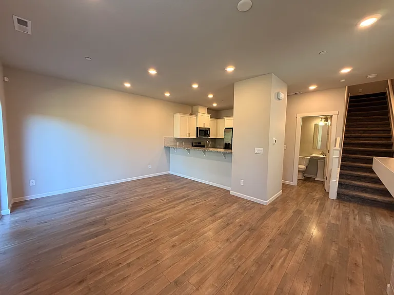4300 S Laughing Water Cir — Photo 6