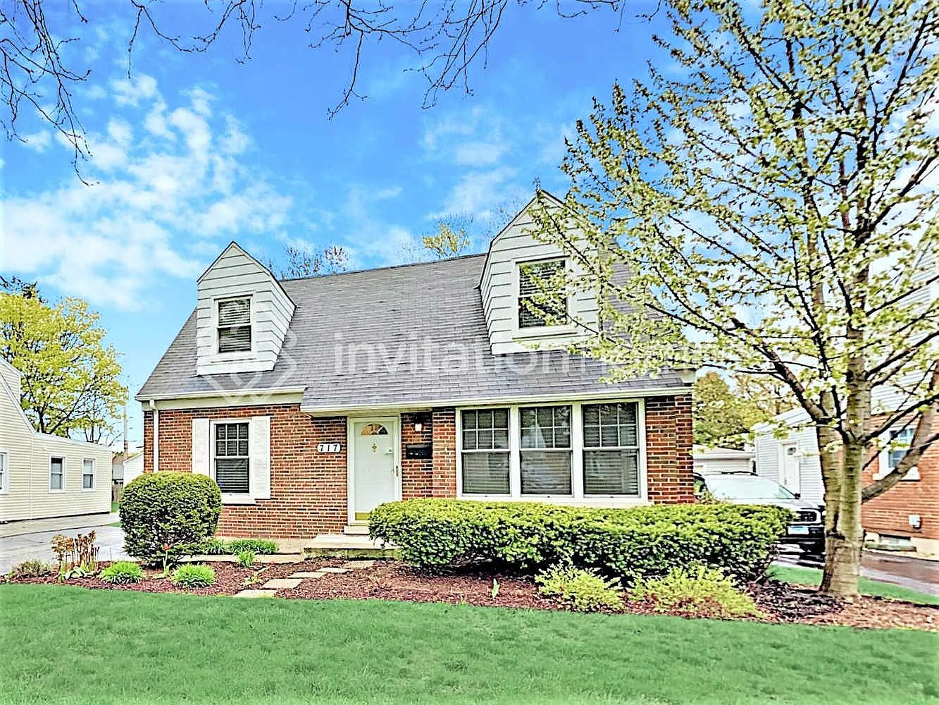 717 S Highland Ave Arlington Heights, IL 60005 — Photo 1