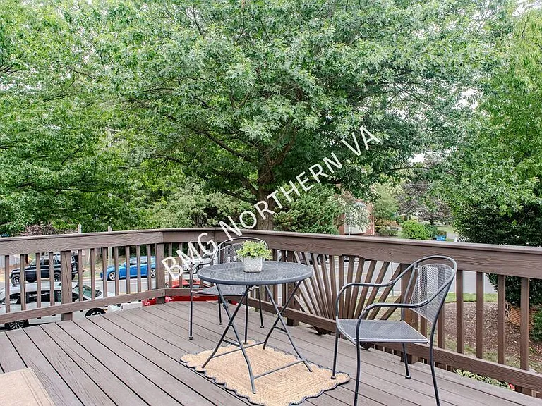 6001 Keble Dr — Photo 37