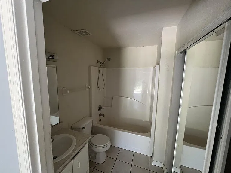 1091 N Lion Cub Point — Photo 11