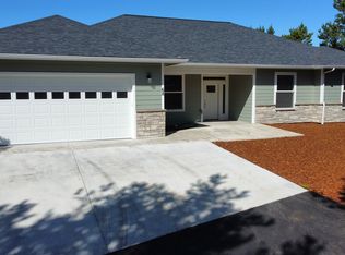 68 Sailors Ravine Ct, Florence, OR 97439