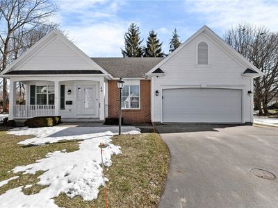 49 Brownstone Ln, Rochester, NY, 14615