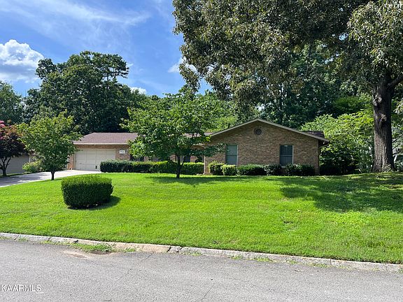 3rd image of 9921 San Madre Dr