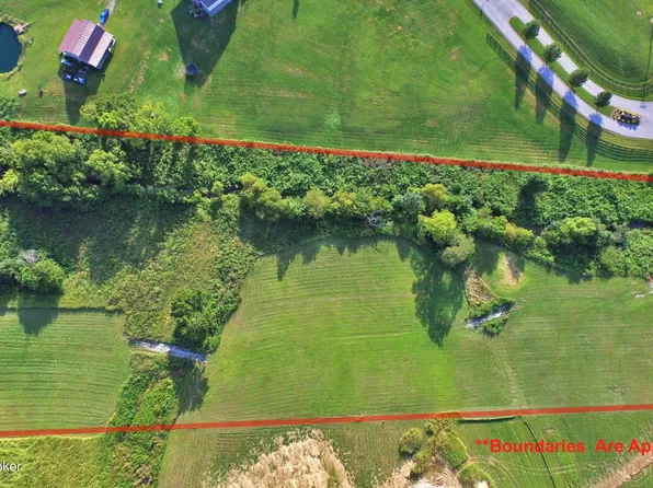 3 Taylor Wood Rd, Simpsonville, KY 40067