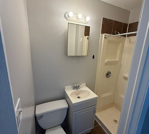 3rd image of 1071 Iranistan Ave APT 12