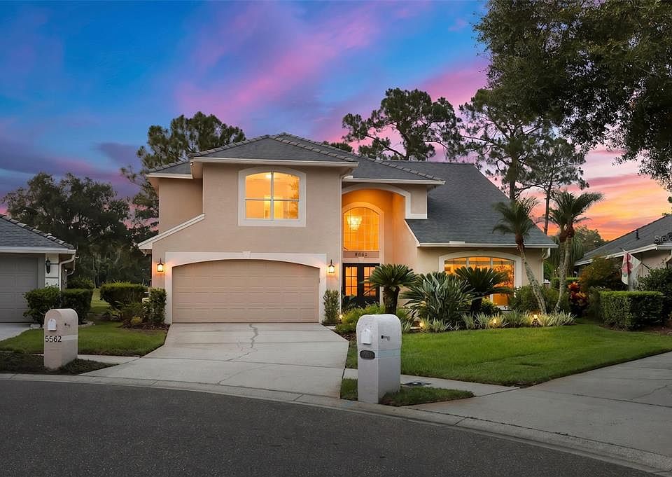 1st image of 5562 Avenue Du Soleil