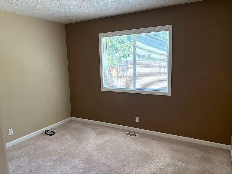 300 W Spicewood Dr — Photo 14