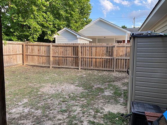 4th image of 5022 Greyfield Pl N