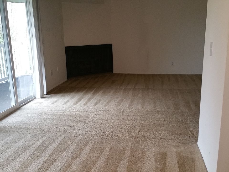 1st image of 2497 Lakeshore Blvd APT 812