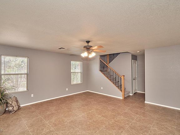 4th image of 1159 E Lowell Ave