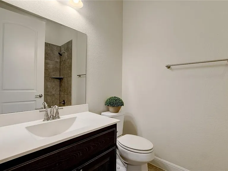 209 Wynnpage Dr — Photo 12