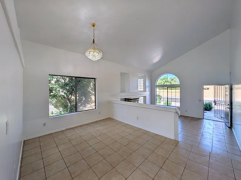 6416 N 78th Ln — Photo 17