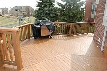 3rd image of 44506 Larchwood Dr