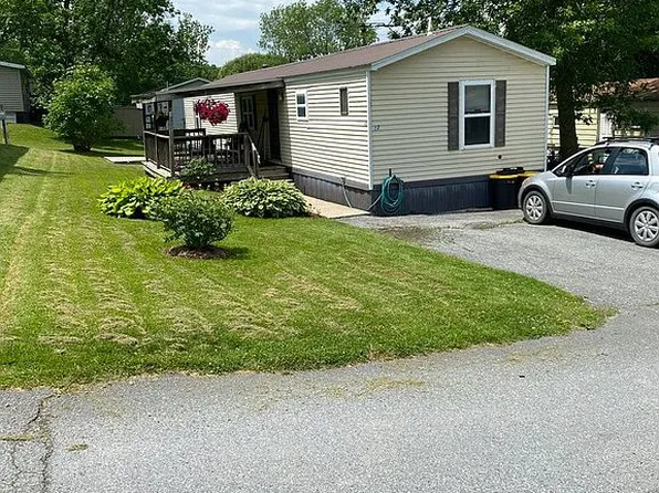 17 1st St, Vergennes, VT 05491