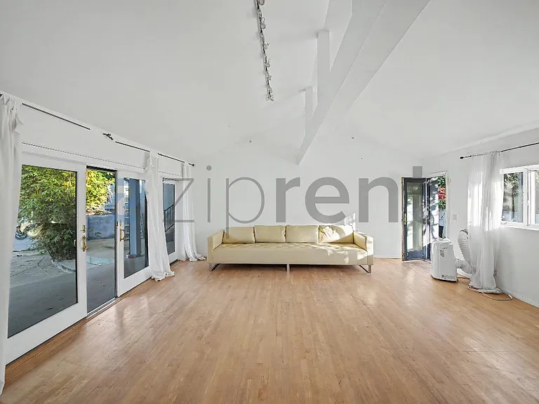 1799 Correa Way — Photo 52