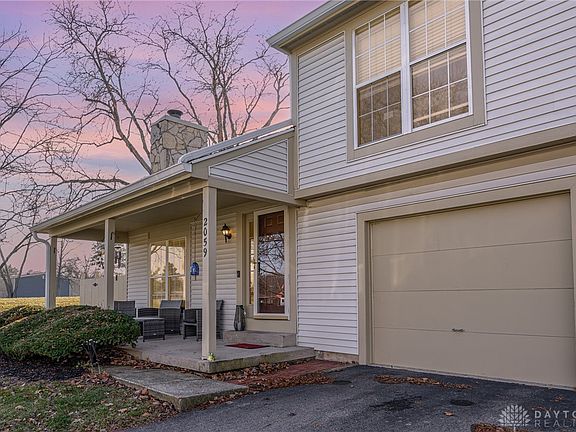 2nd image of 2059 Foxknoll Dr