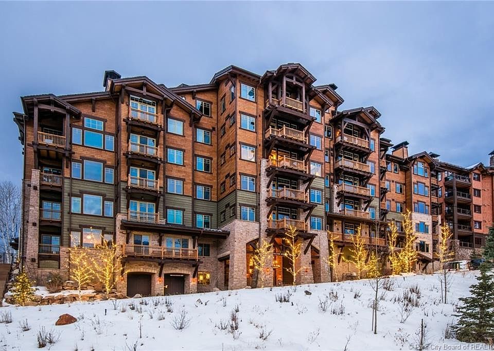 1st image of 8902 Empire Club Dr #306