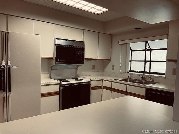 5th image of 473 NW 95th Ave #473