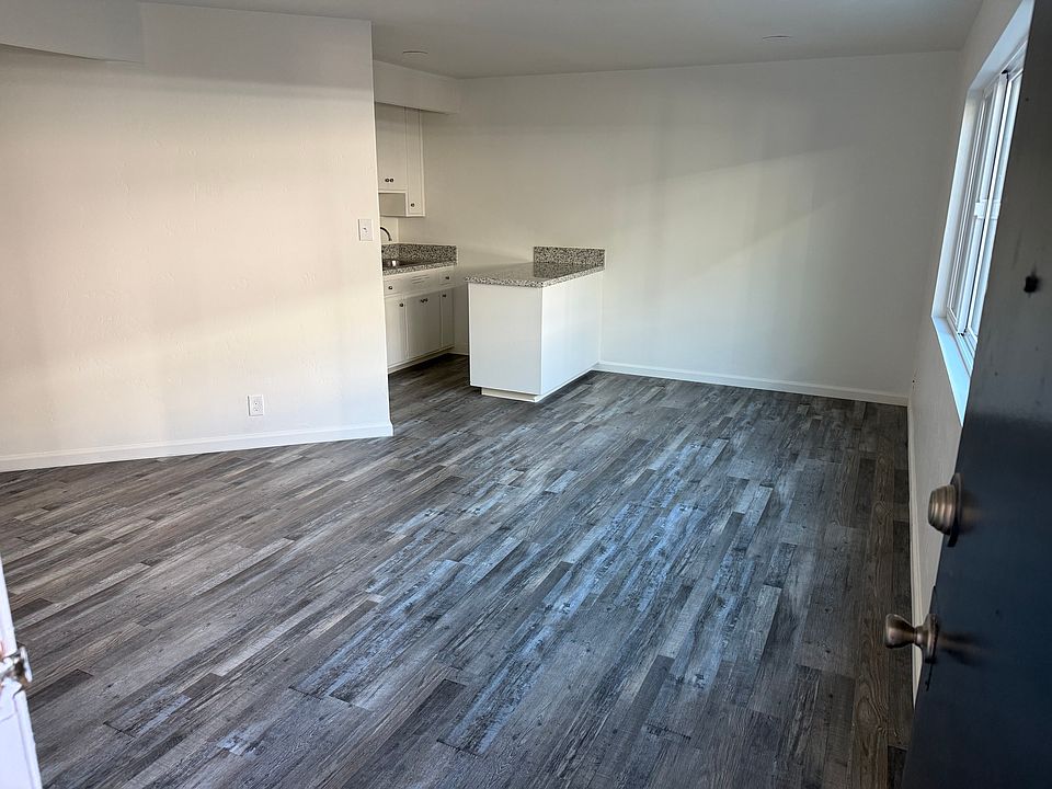 1st image of 2514 O St APT 6