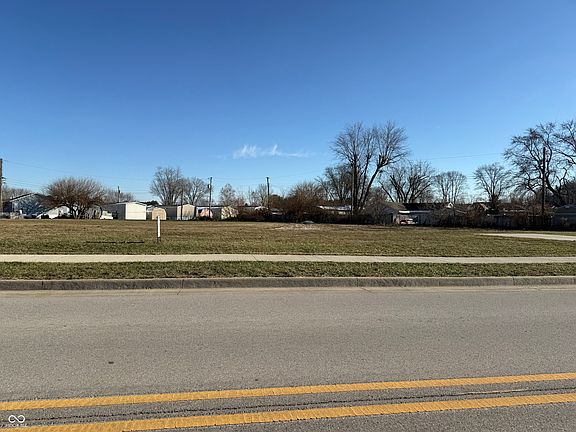 5th image of 555 Commercial Blvd