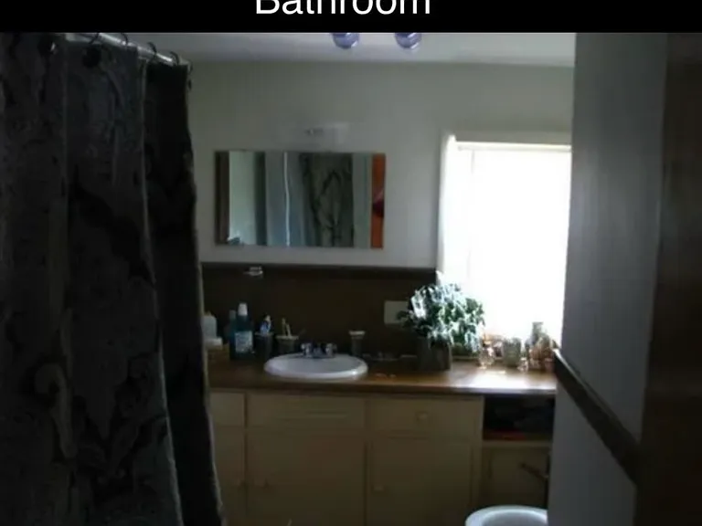 850 Houseman Ave NE #2 — Photo 6