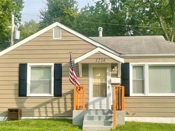 1224 Kilgore Dr, Saint Louis, MO 63137