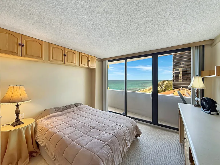 4200 N Ocean Dr #1-902 — Photo 11