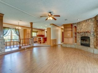 115 Brown Cemetery Rd, Burns, TN 37029