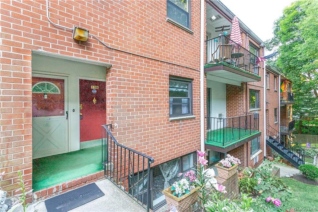 28 Fieldstone Dr APT 10B, Hartsdale, NY 10530 Zillow